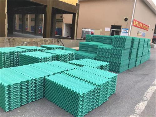 橫流式閉式冷卻塔的組成與結構(鄭州閉式橫流冷卻塔