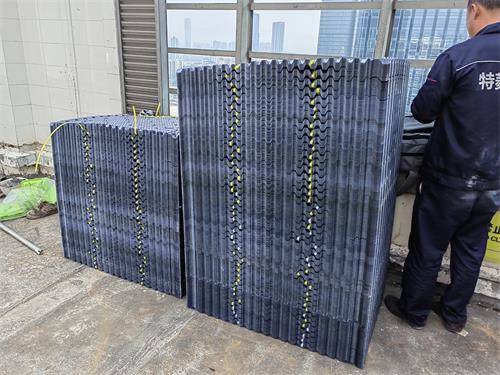 橫流冷卻塔薄膜式填料成型過程(橫流式冷卻塔結構)